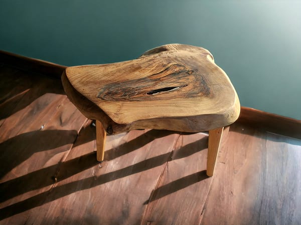 WG-1058 Handmade Live Edge Coffee Table – Premium Walnut Wood, Rustic Style