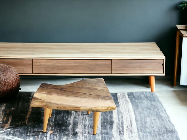 WG-1072 Live Edge Coffee Table – Premium Handmade Walnut Wood Design