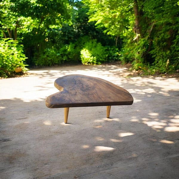 WG-1071 Handmade Walnut Coffee Table – Live Edge Solid Wood Centerpiece