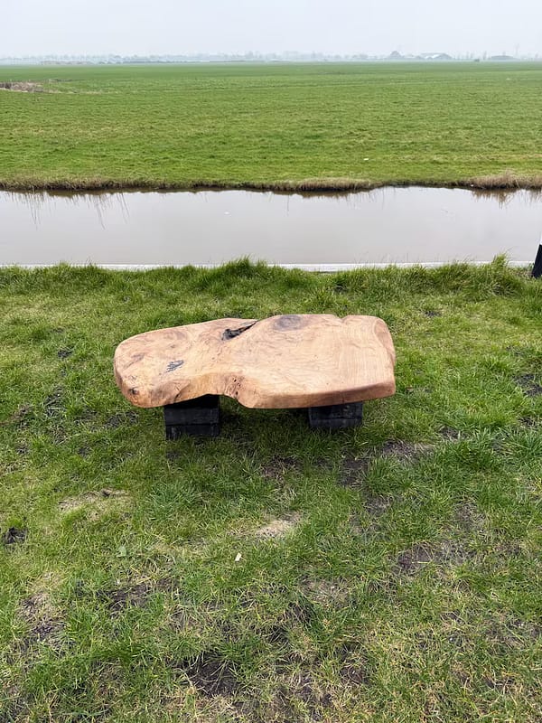WG-1211 Live Edge Coffee Table – Premium Handmade Walnut Wood Design